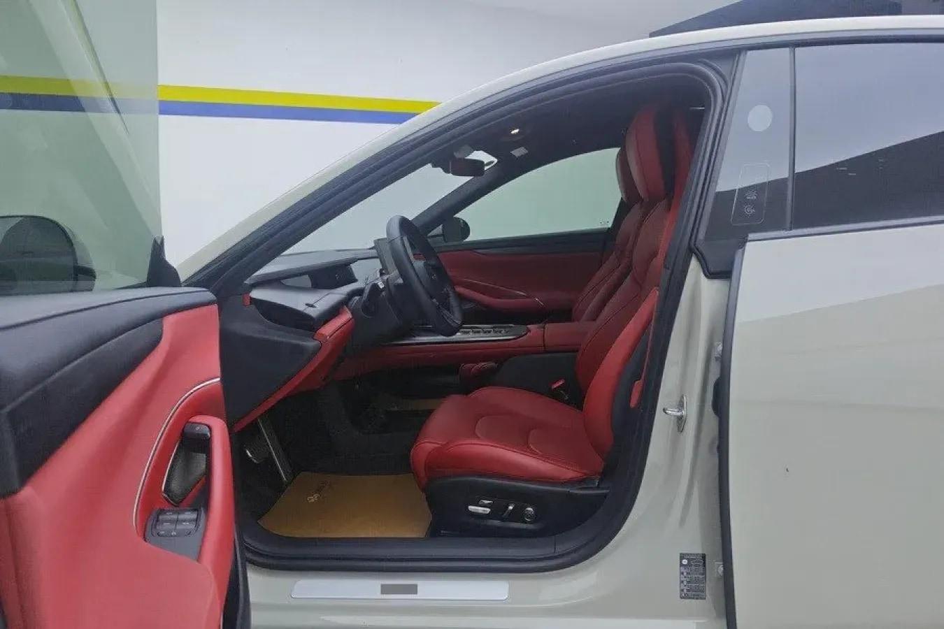 2024 Xiaomi SU7 BEV 101KWH image 4
