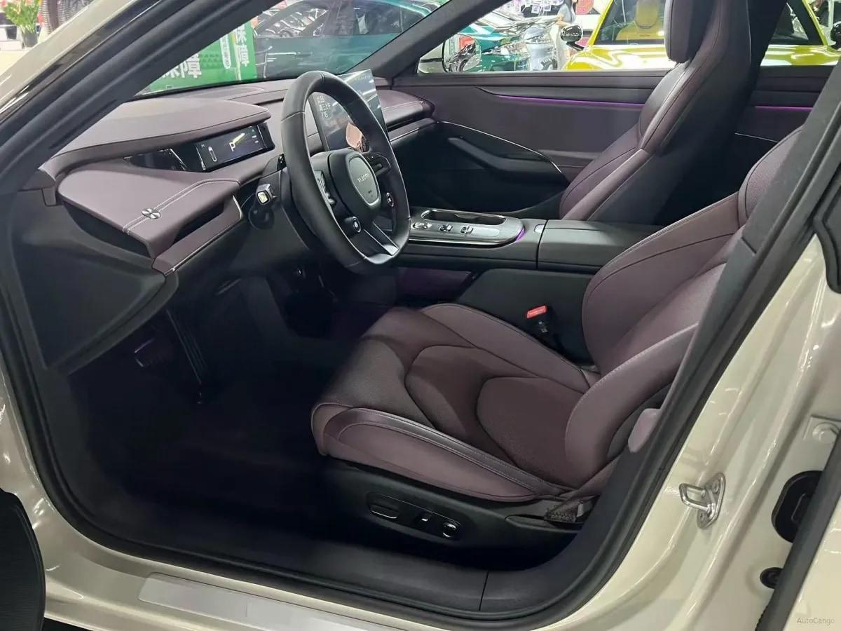 2024 Xiaomi SU7 BEV 73.6KWH image 4