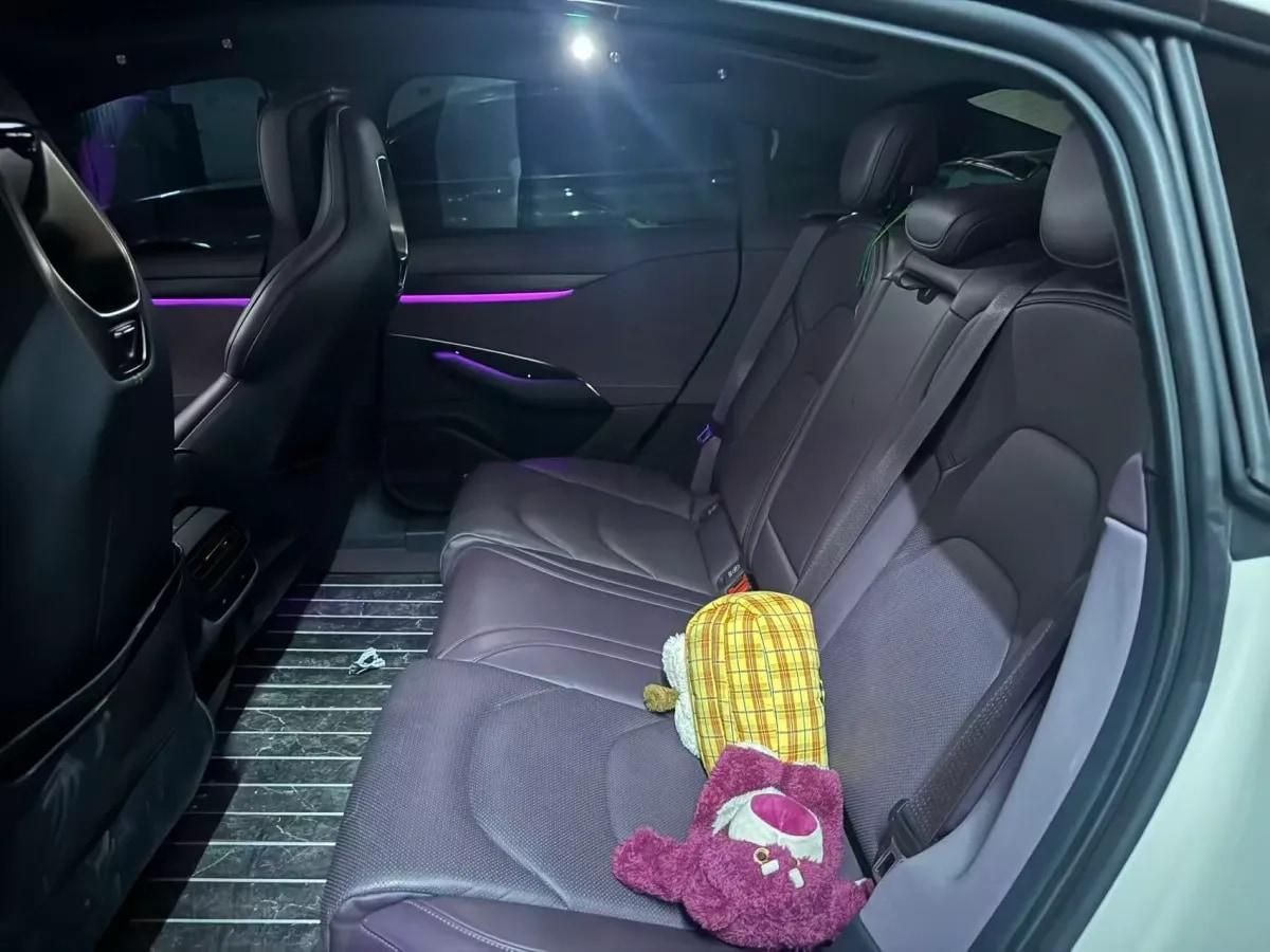 2024 Xiaomi SU7 BEV 94.3KWH image 4