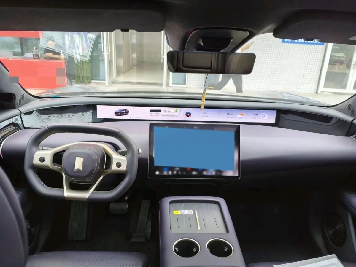 2024 Avatr 07 BEV 82.16KWH 610km image 4