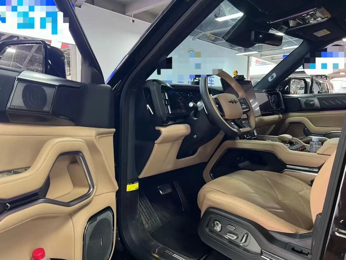 2025 FangChengBao Bao 8 2.0T 245HP L4 E-CVT PHEV 36.8KWH image 4