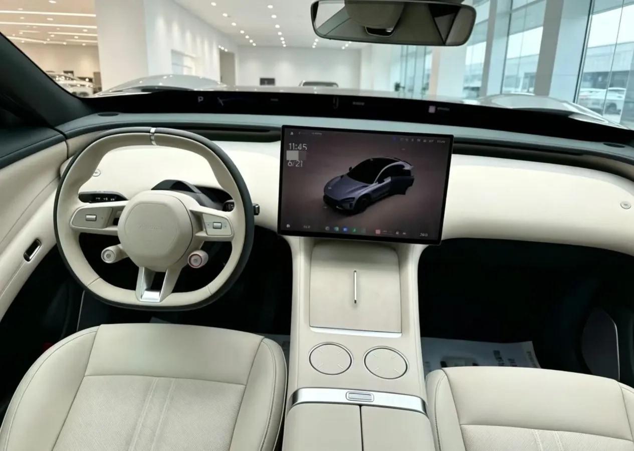 2025 Xiaomi YU7 BEV 96.3KWH 835km image 4