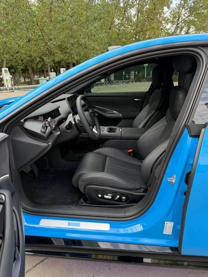 2026 Xiaomi SU7 BEV 73KWH 720km image 4