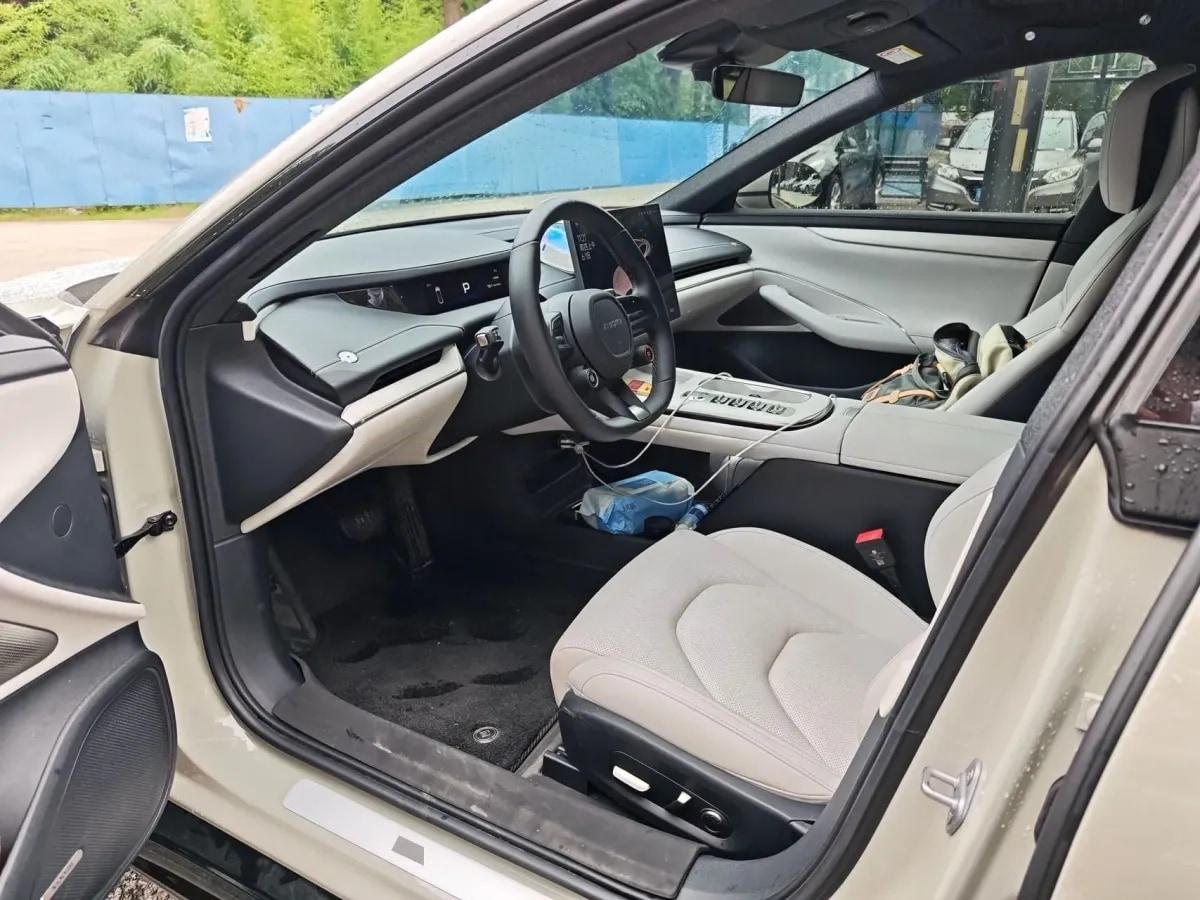 2024 Xiaomi SU7 BEV 94.3KWH image 4