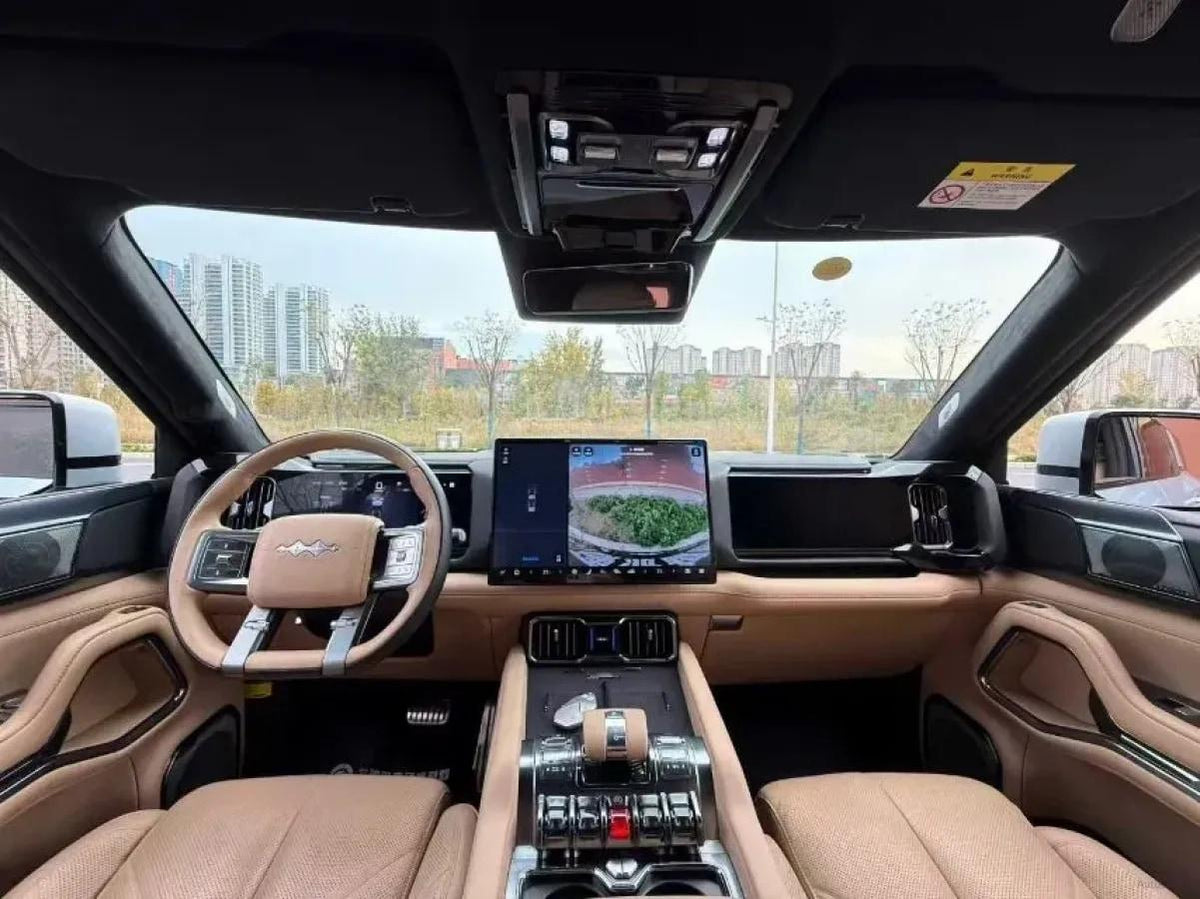 2025 FangChengBao Bao 8 2.0T 245HP L4 E-CVT PHEV 36.8KWH image 4