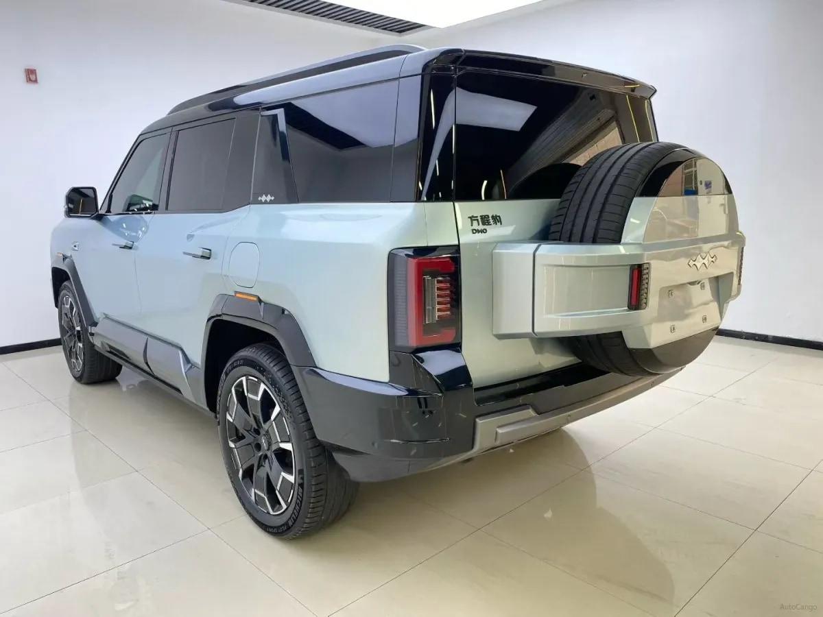 2025 Fang Cheng Bao Bao 8 2.0T 245HP L4 E-CVT PHEV 36.8KWH image 4
