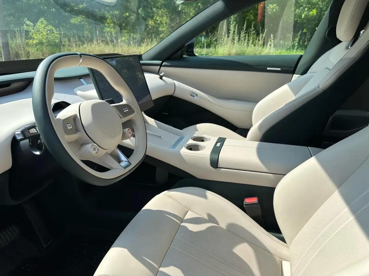 2025 Xiaomi YU7 BEV 96.3KWH image 4