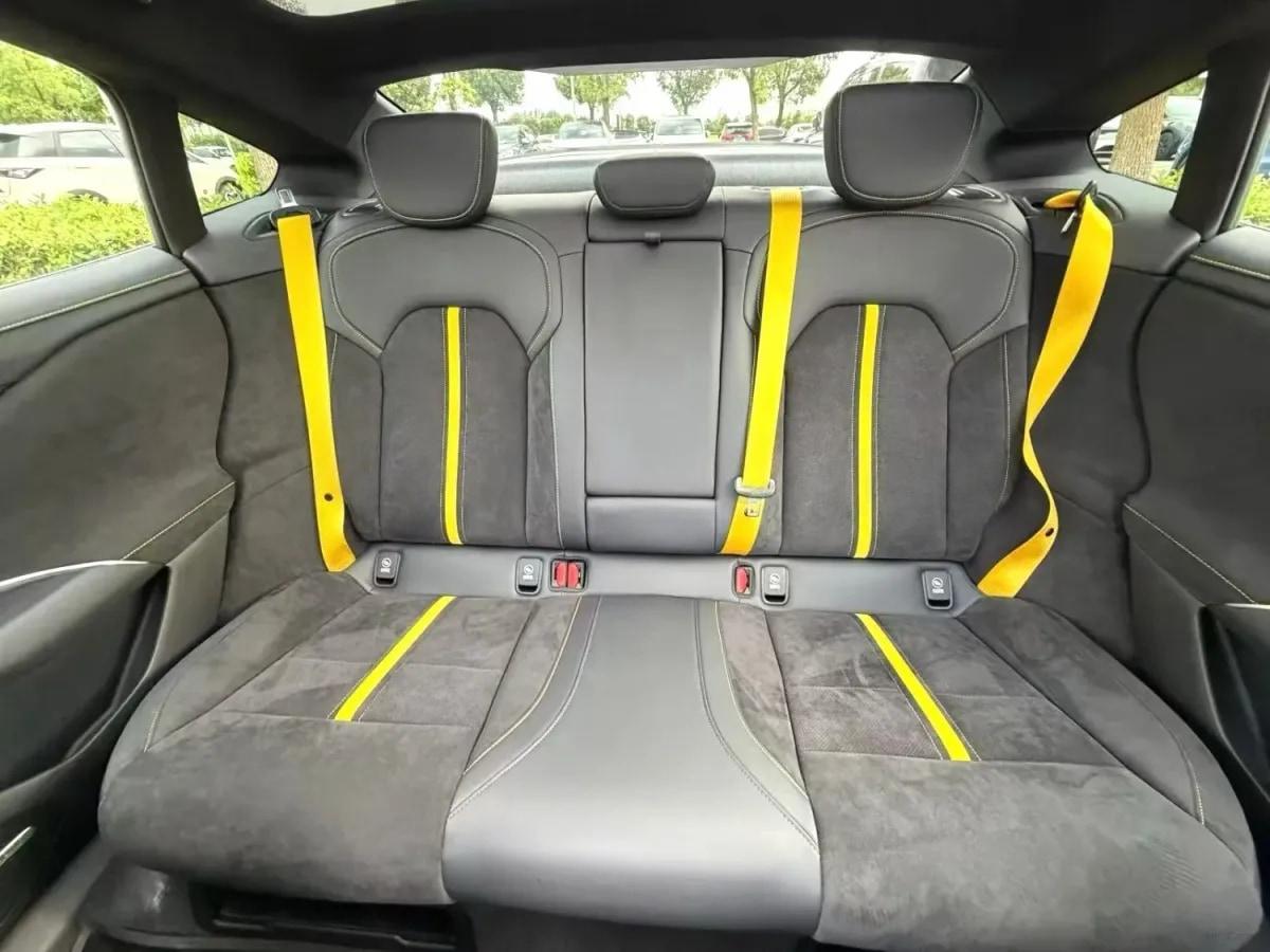 2025 Xiaomi SU7 Ultra BEV 93.7KWH 630km image 4