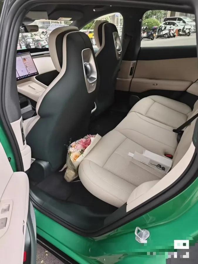2025 Xiaomi YU7 BEV 96.3KWH image 4
