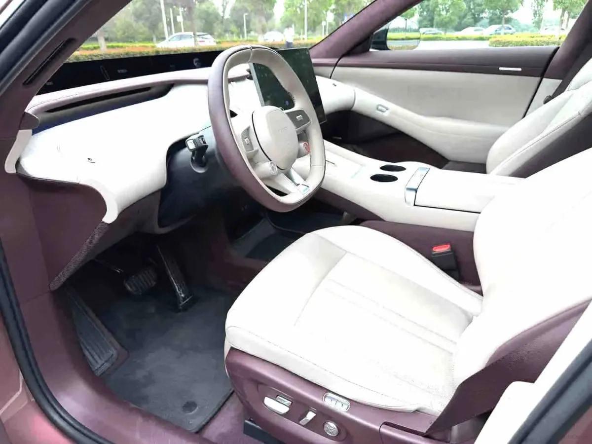 2025 Xiaomi YU7 BEV 101.7KWH image 4