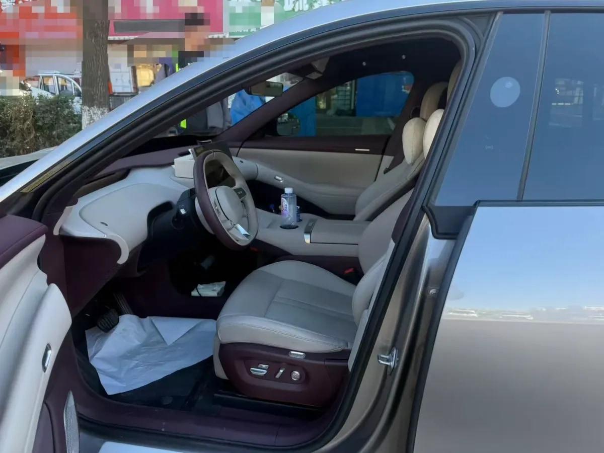 2025 Xiaomi YU7 BEV 96.3KWH 835km image 4