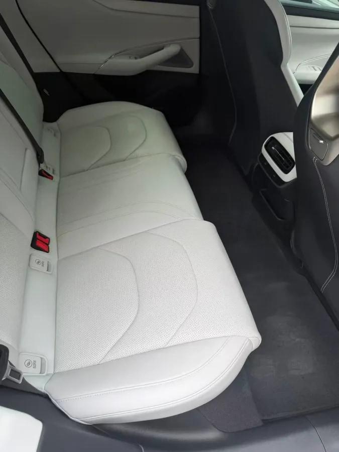 2024 Xiaomi SU7 BEV 101KWH image 4