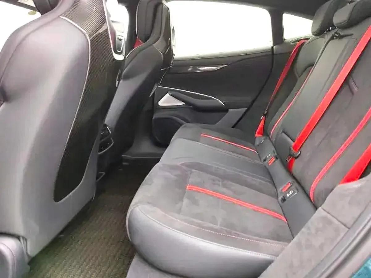 2025 Xiaomi SU7 Ultra BEV 93.7KWH 630km image 4