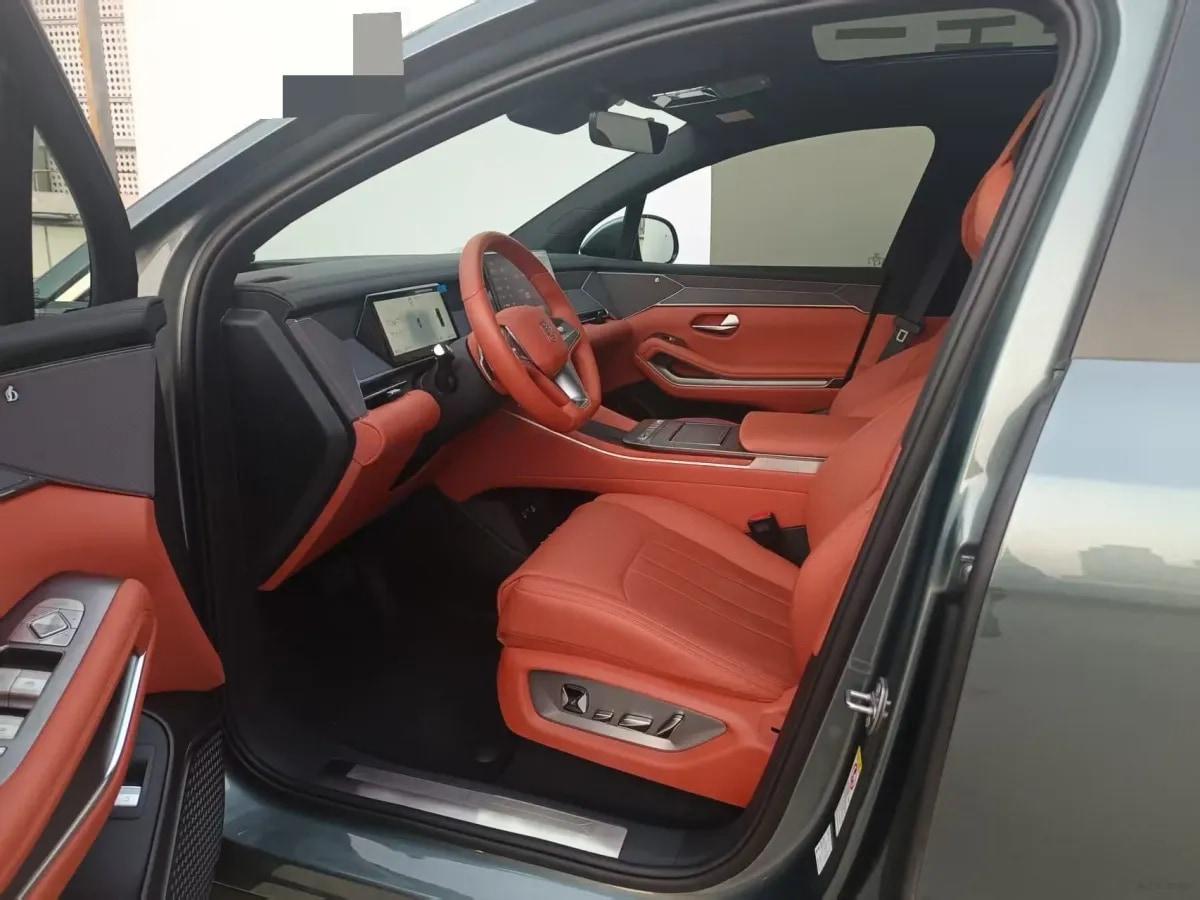 2025 BYD Tang L 1.5T 156HP L4 E-CVT PHEV 35.6KWH 175km image 4