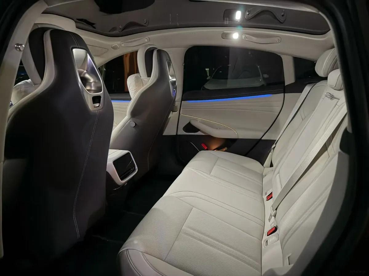 2026 Xiaomi SU7 BEV 96.3KWH 902km image 4