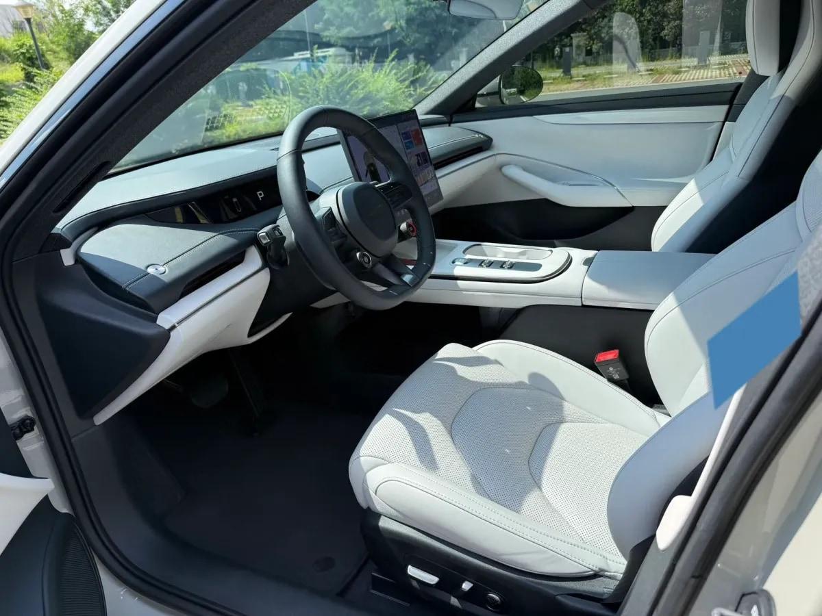 2024 Xiaomi SU7 BEV 73.6KWH image 4