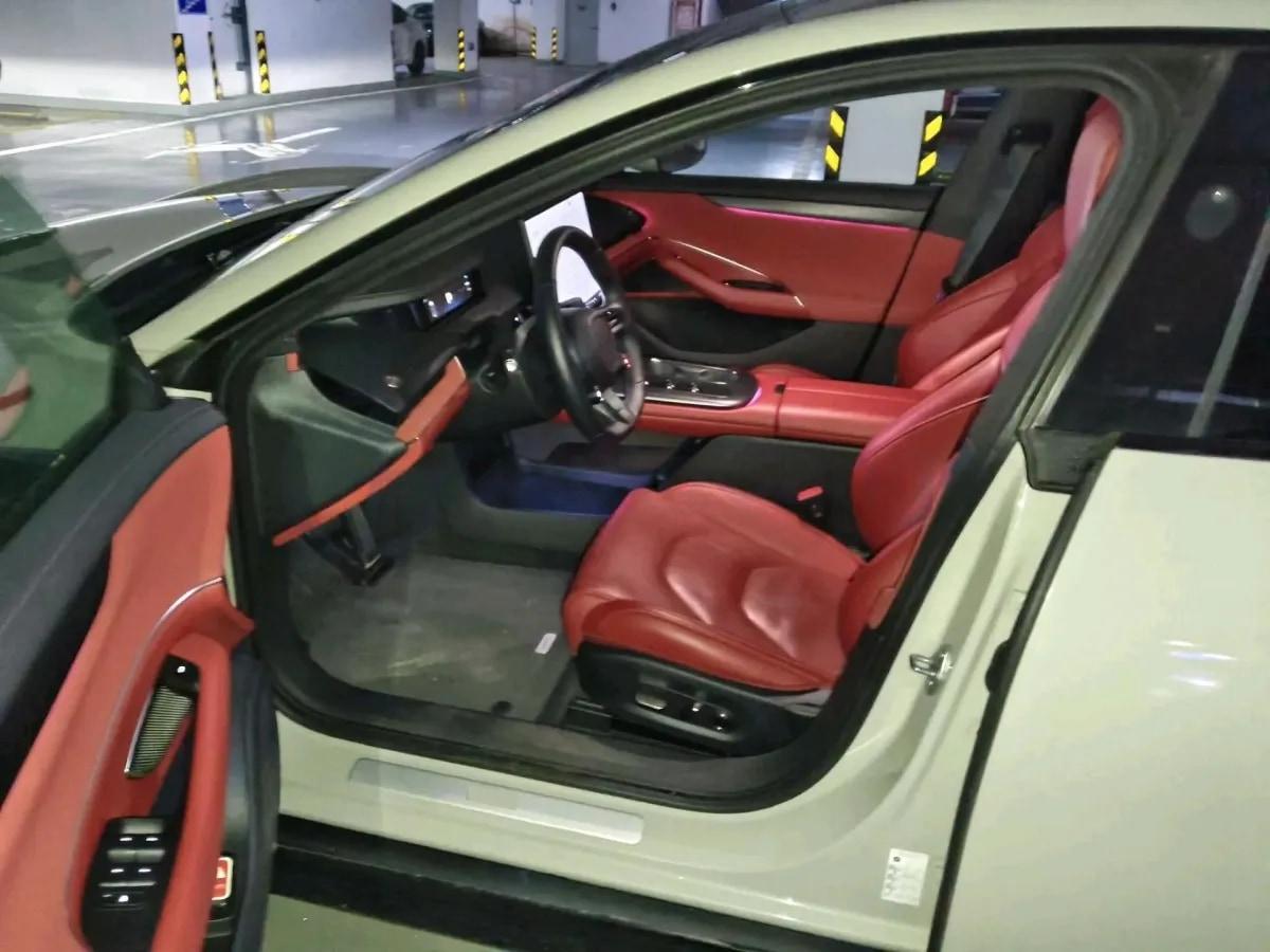 2024 Xiaomi SU7 BEV 73.6KWH image 4