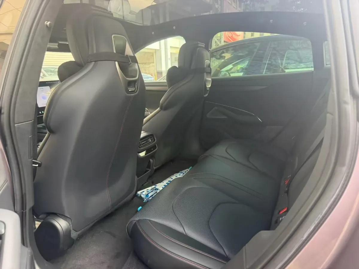 2024 Xiaomi SU7 BEV 101KWH image 4