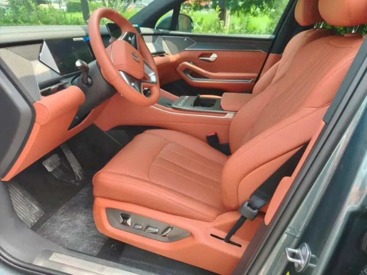 2025 BYD Tang L 1.5T 156HP L4 E-CVT PHEV image 4