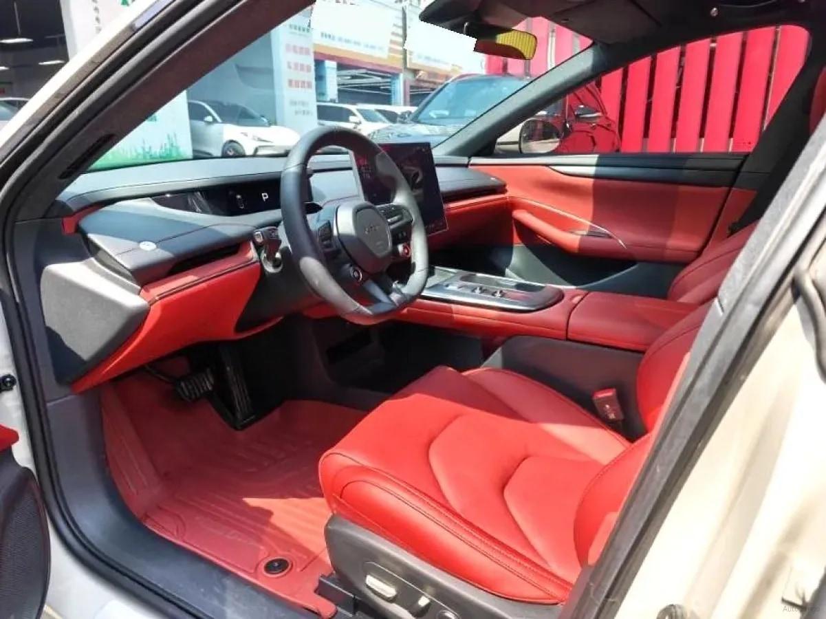 2024 Xiaomi SU7 BEV 73.6KWH image 4