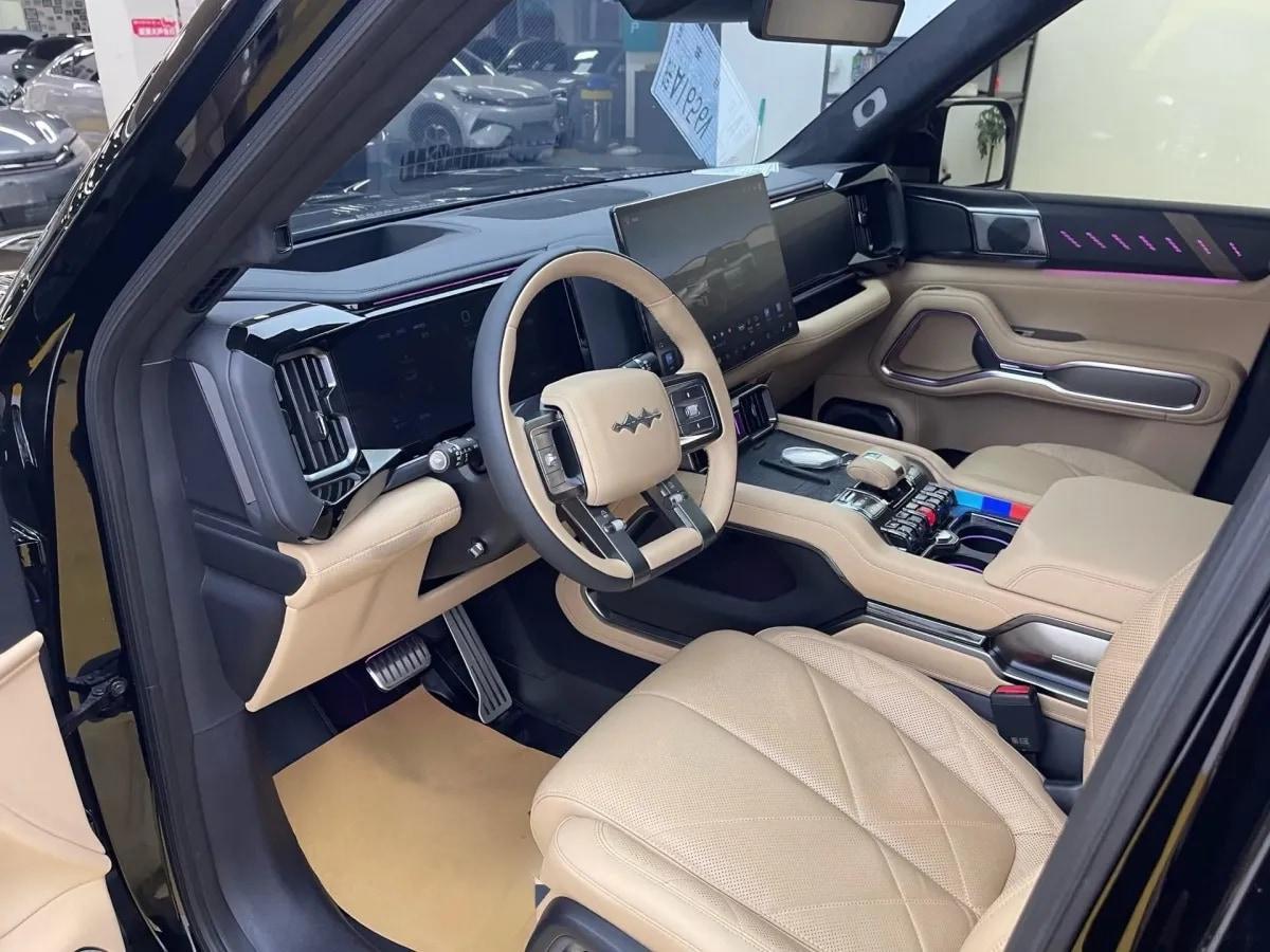 2025 Fang Cheng Bao Bao 8 2.0T 245HP L4 E-CVT PHEV 36.8KWH image 4