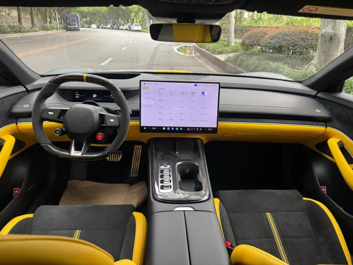 2025 Xiaomi SU7 Ultra BEV 93.7KWH 630km image 4