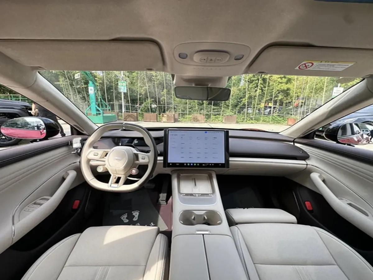 2026 Xiaomi SU7 BEV 73KWH 720km image 4