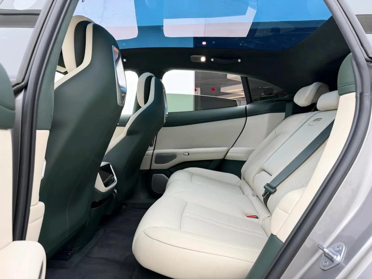 2025 Xiaomi YU7 BEV 96.3KWH 835km image 4