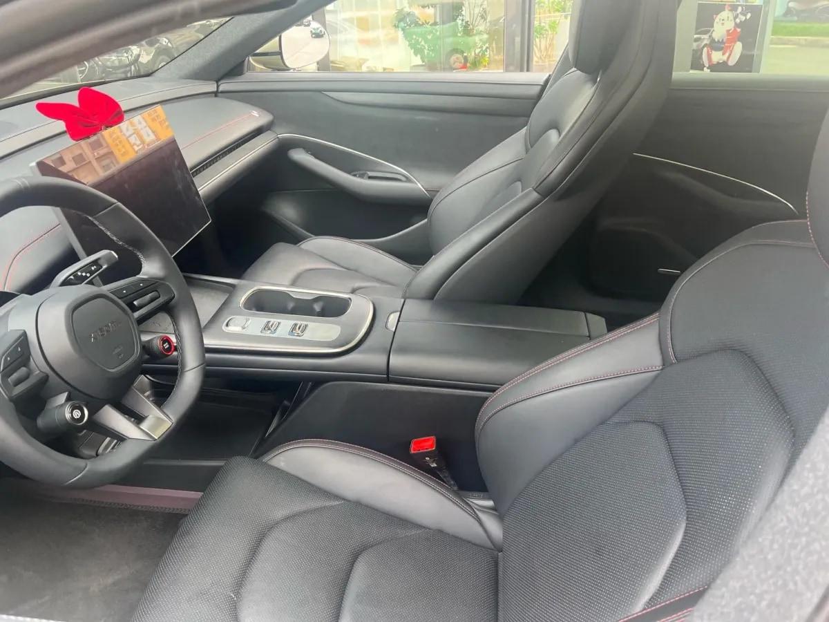 2024 Xiaomi SU7 BEV 73.6KWH 700km image 4