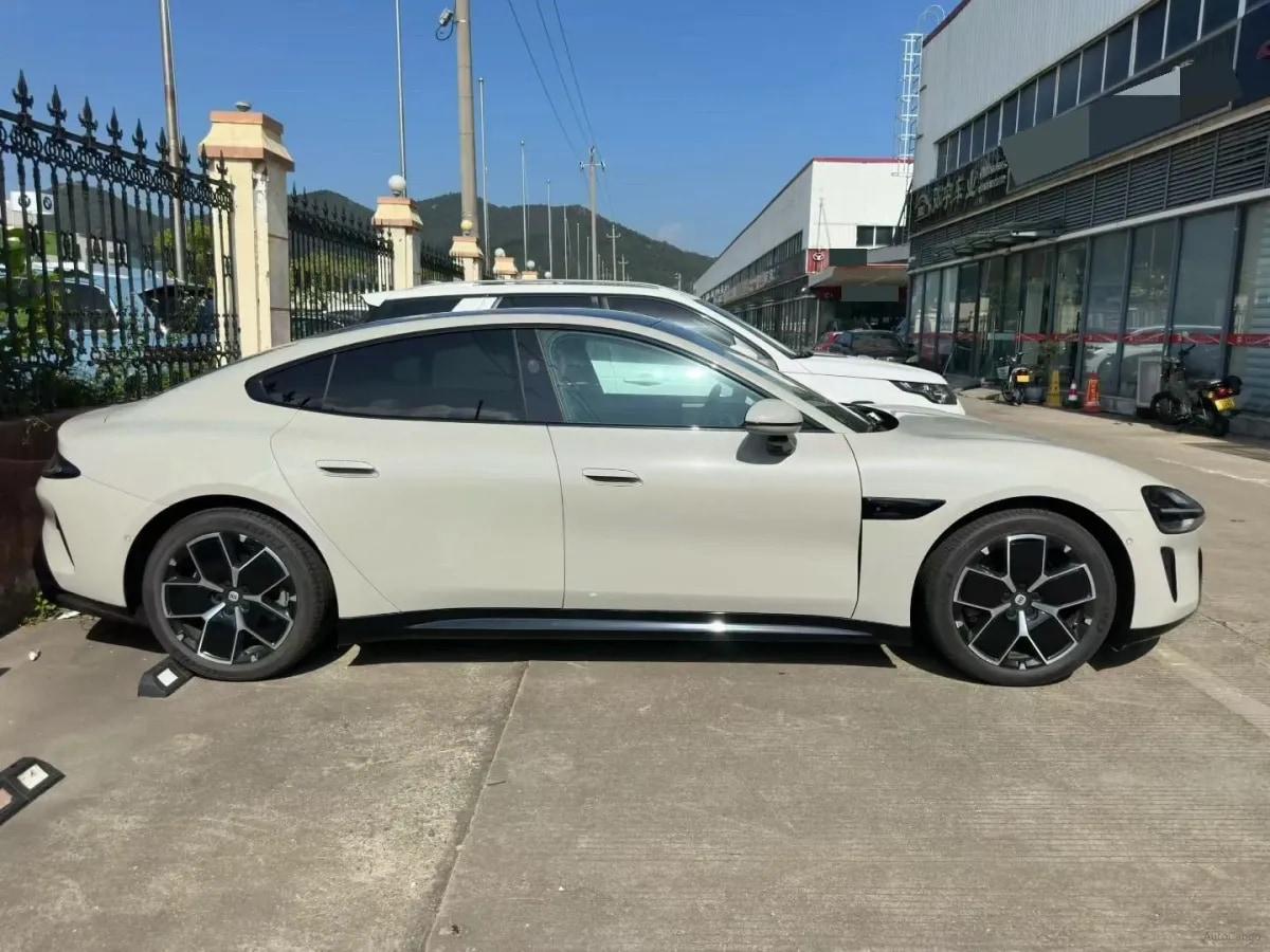 2024 Xiaomi SU7 BEV 73.6KWH 700km image 4