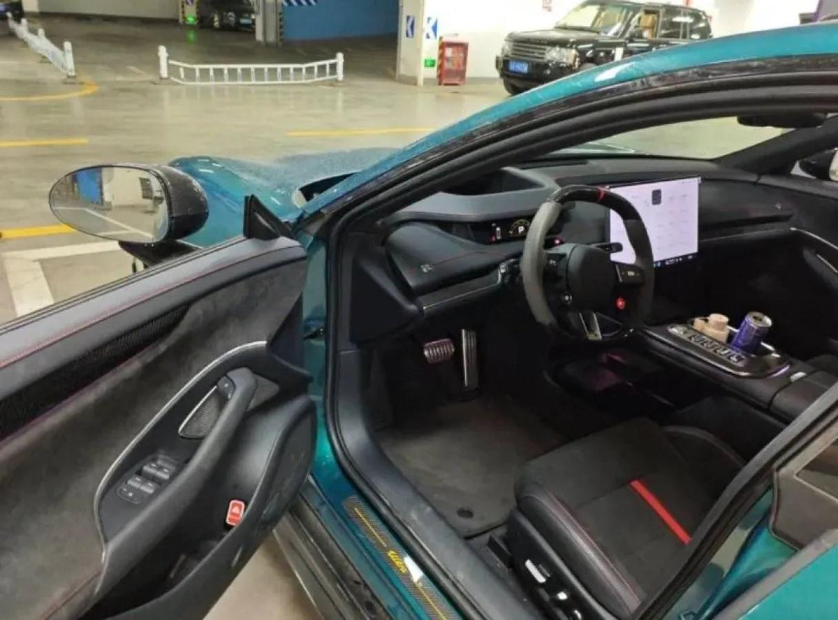 2025 Xiaomi SU7 Ultra BEV 93.7KWH 630km image 4