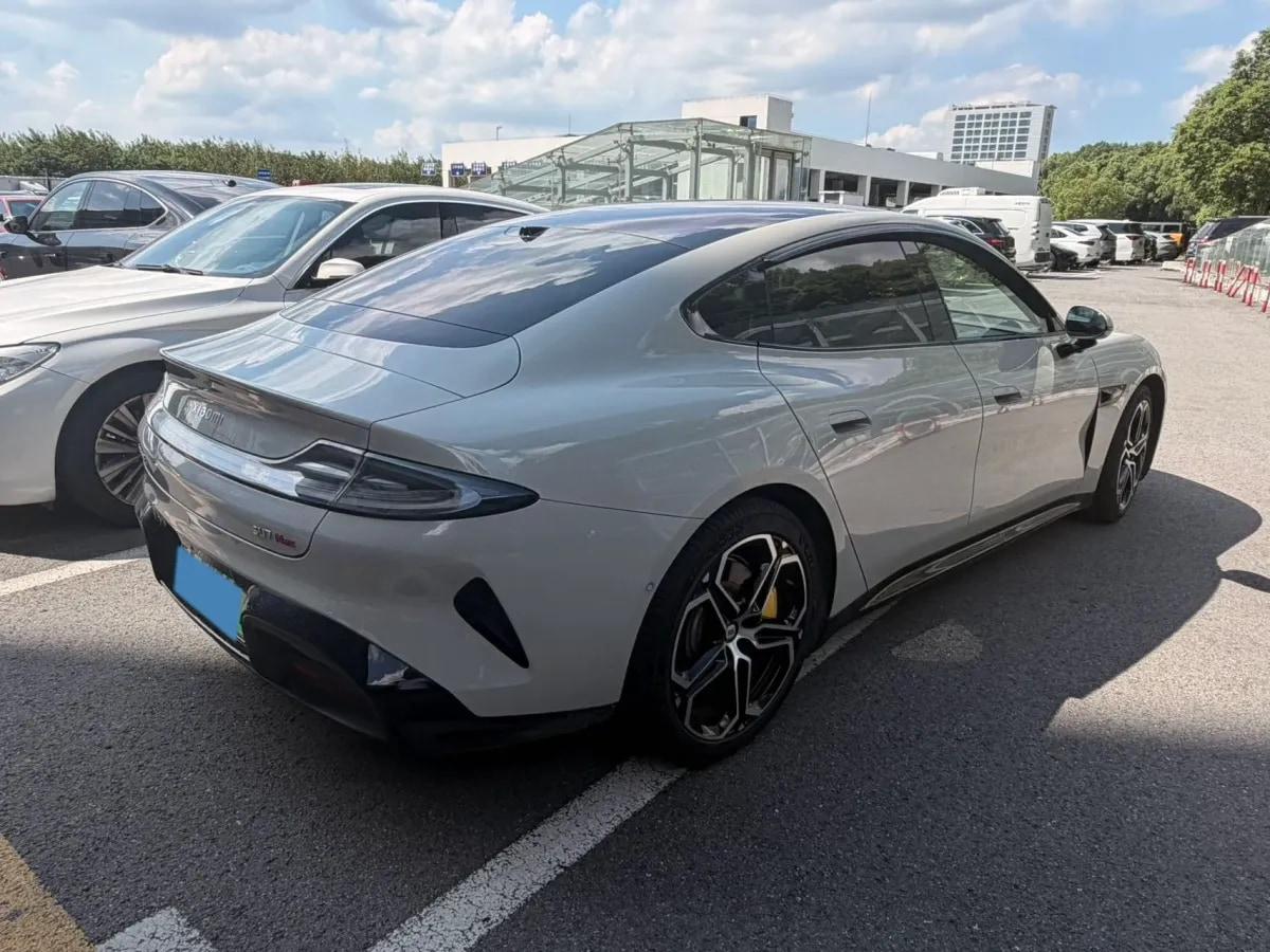 2024 Xiaomi SU7 BEV 101KWH 800km image 4
