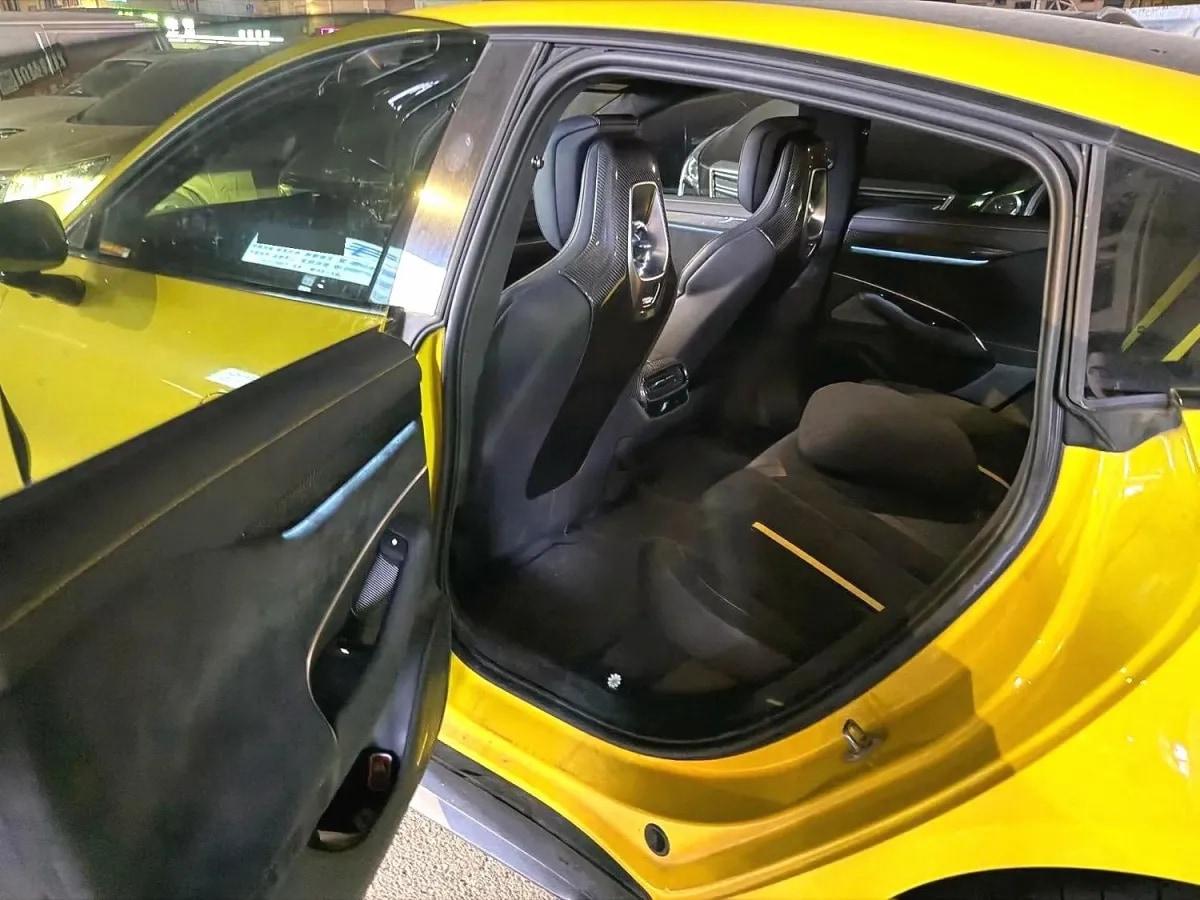 2025 Xiaomi SU7 Ultra BEV 93.7KWH 630km image 4