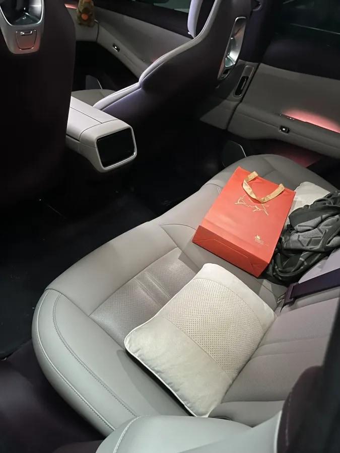 2025 Xiaomi YU7 BEV 96.3KWH 835km image 4
