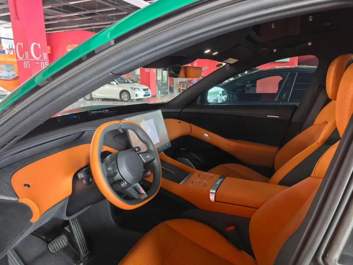 2025 Xiaomi YU7 BEV 96.3KWH image 4