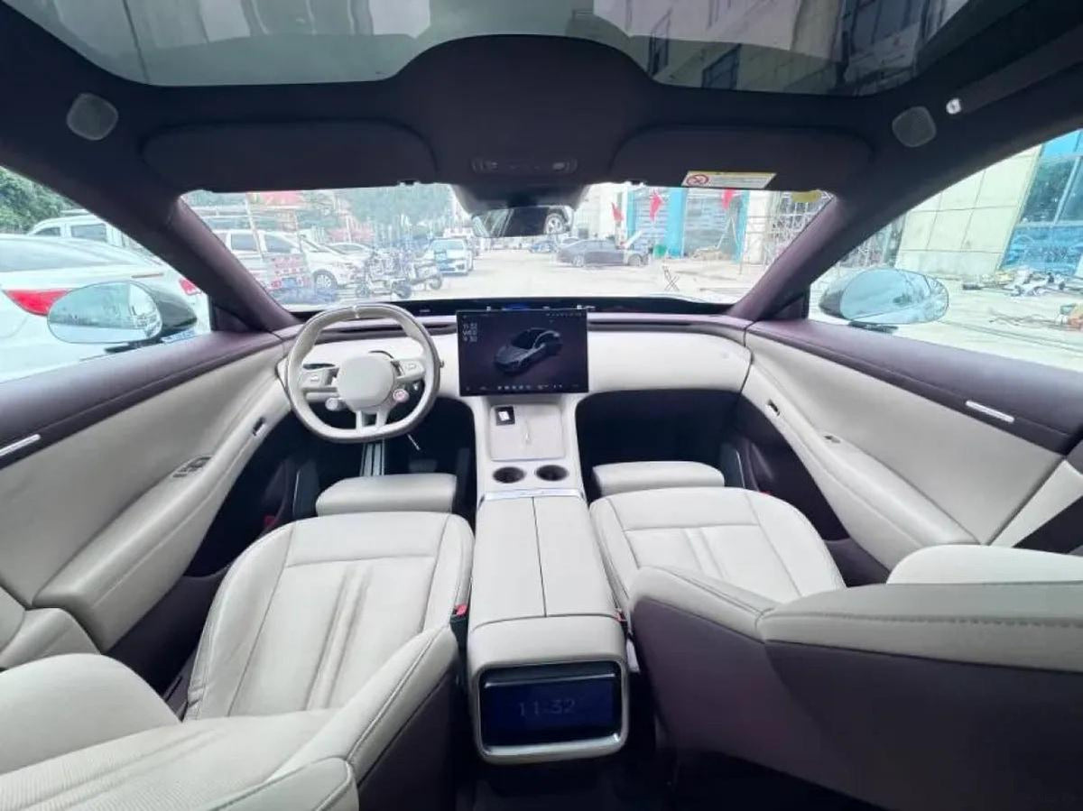 2025 Xiaomi YU7 BEV 96.3KWH 835km image 4