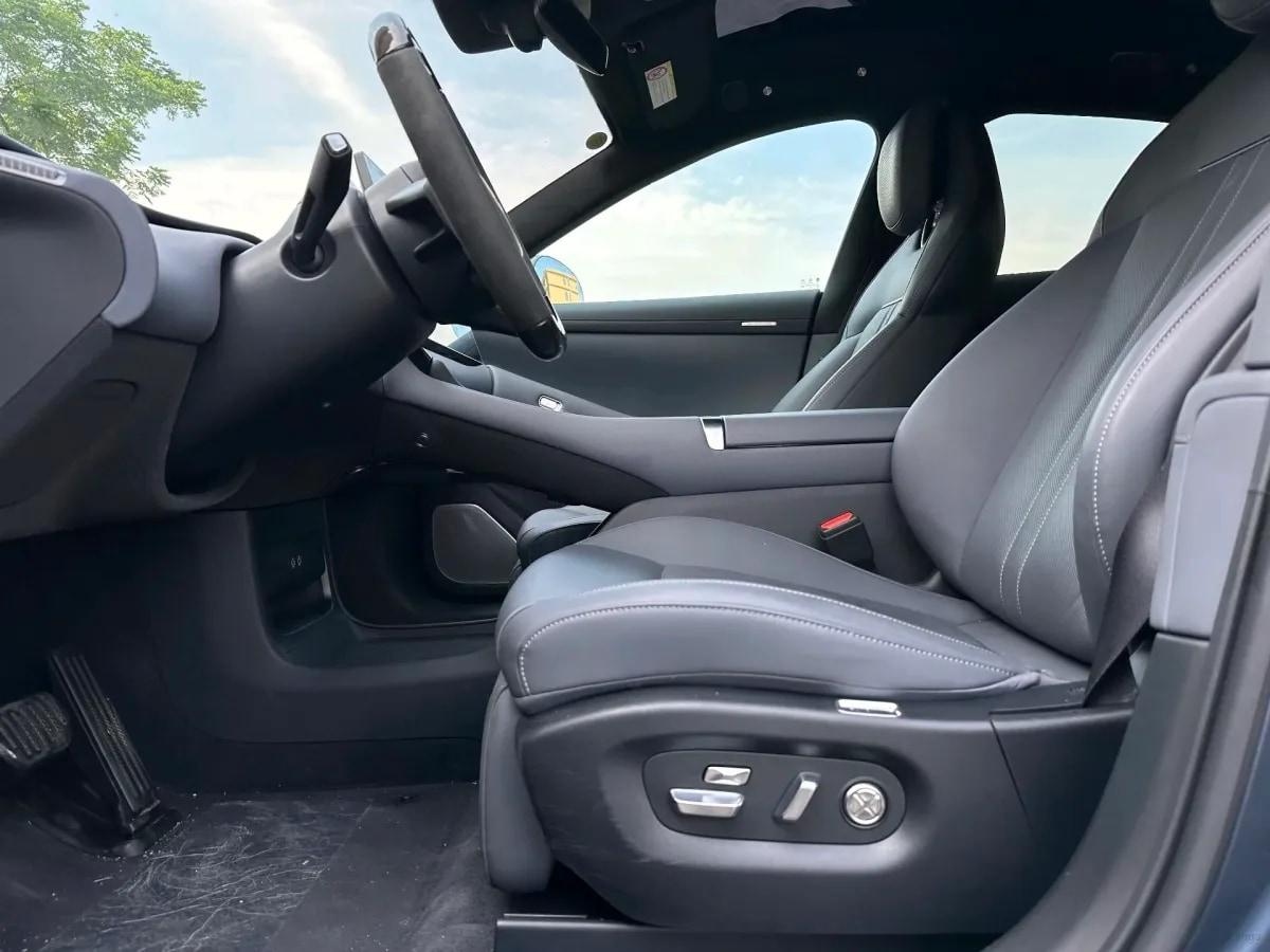 2025 Xiaomi YU7 BEV 101.7KWH image 4