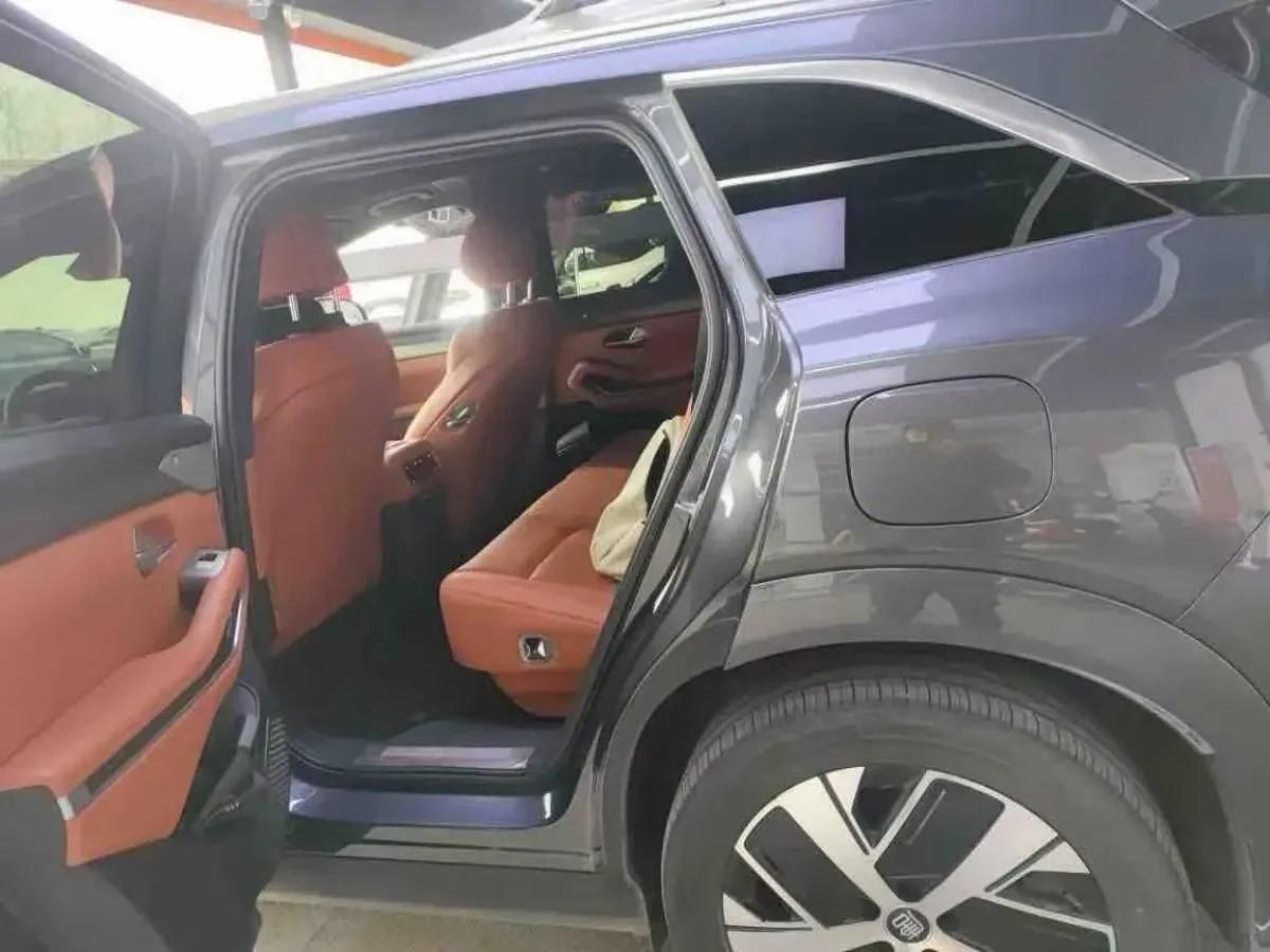 2025 BYD Tang L 1.5T 156HP L4 E-CVT PHEV image 4