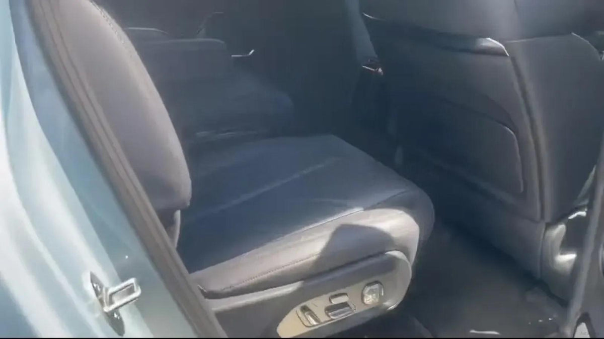 2025 Fang Cheng Bao Bao 8 2.0T 245HP L4 E-CVT PHEV 36.8KWH image 4