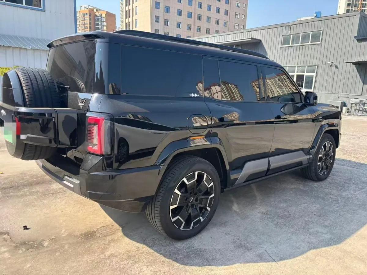 2025 FangChengBao Bao 8 2.0T 245HP L4 E-CVT PHEV 36.8KWH image 4
