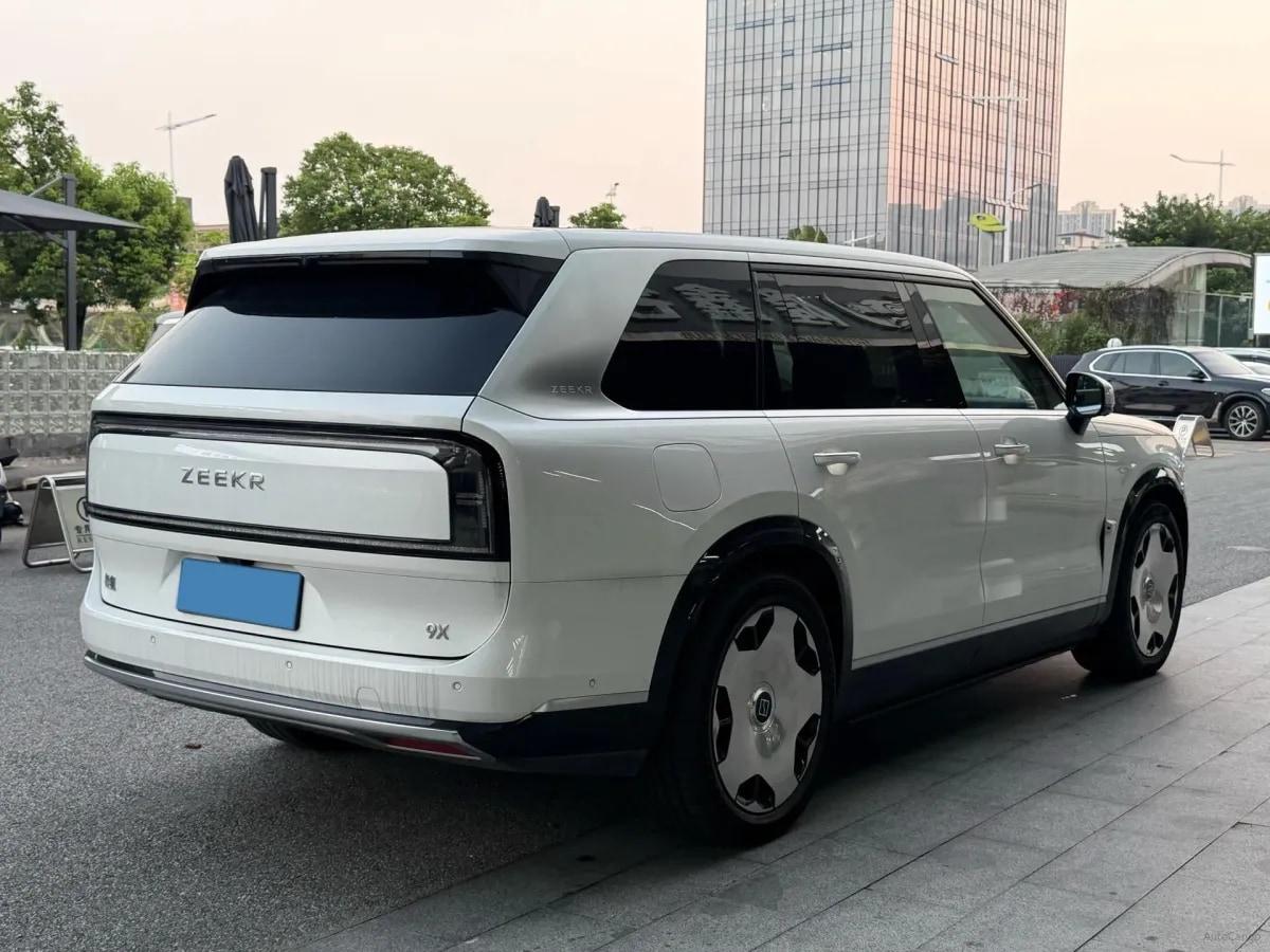 2025 Zeekr 9X 2.0T 279HP L4 1DHT PHEV 70KWH 380km image 4