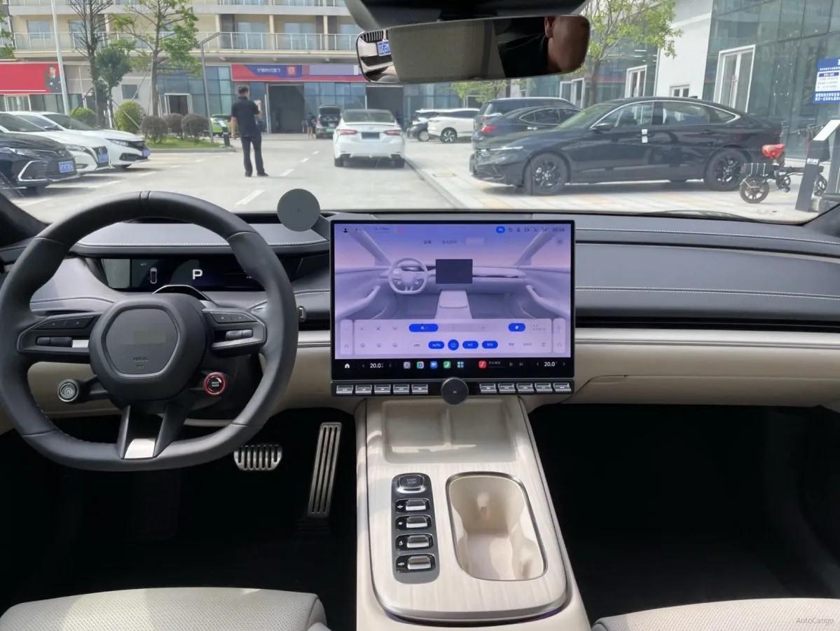 2024 Xiaomi SU7 BEV 101KWH image 4