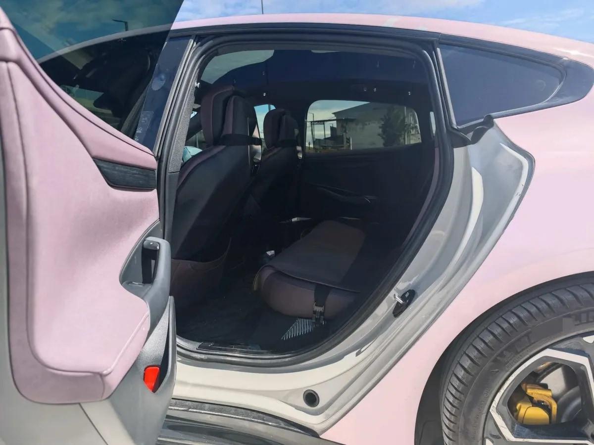 2024 Xiaomi SU7 BEV 73.6KWH 700km image 4