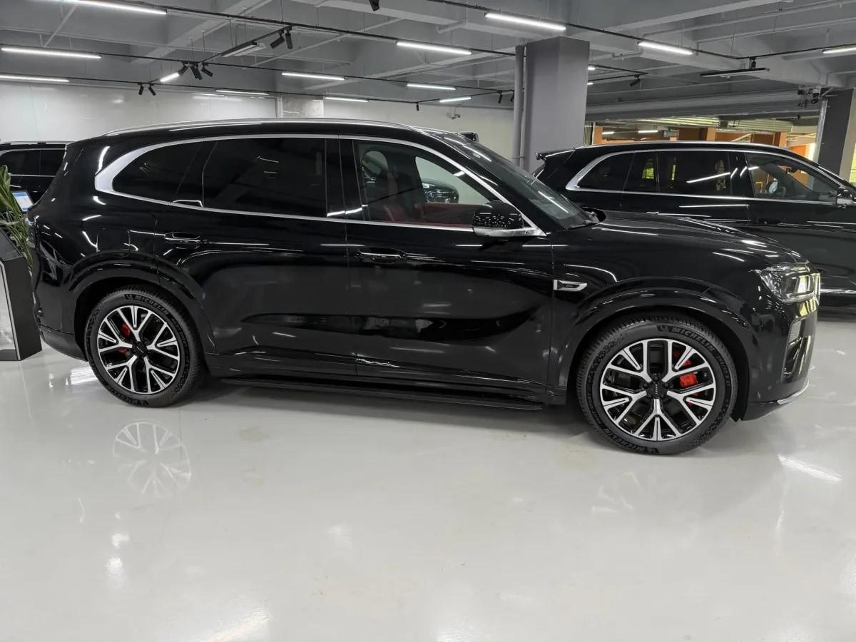 2026 Zeekr 8X 2.0T 279HP L4 1DHT PHEV image 4