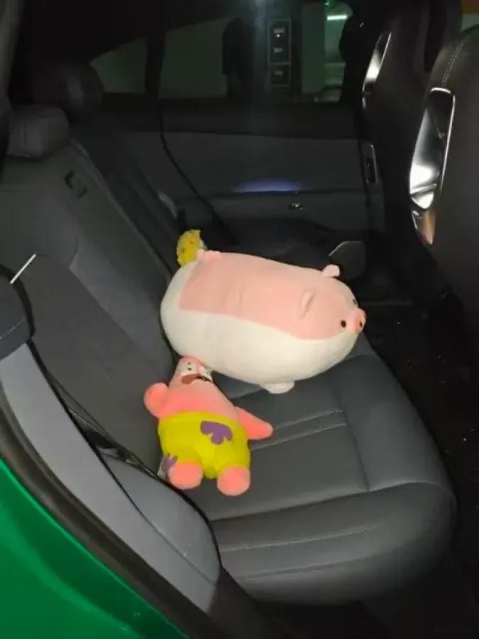 2025 Xiaomi YU7 BEV 101.7KWH 760km image 4