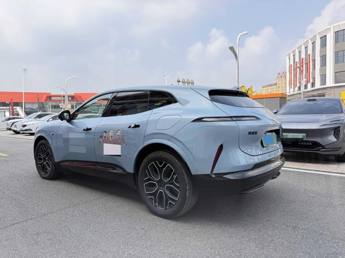 2024 Avatr 07 BEV 82.16KWH 610km image 4