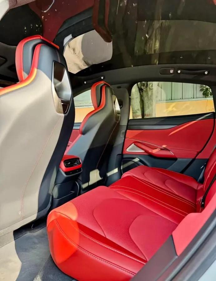 2024 Xiaomi SU7 BEV 73.6KWH 700km image 4