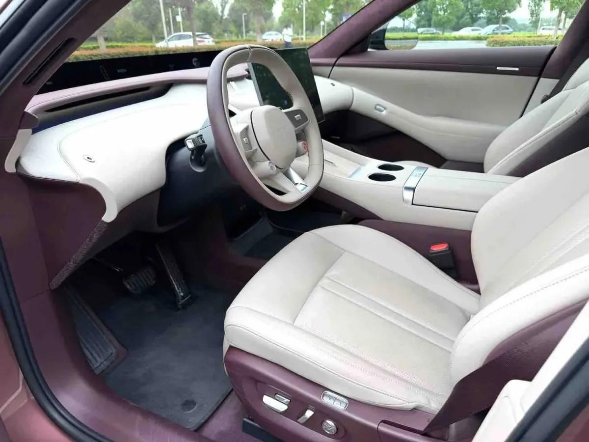 2025 Xiaomi YU7 BEV 101.7KWH image 4