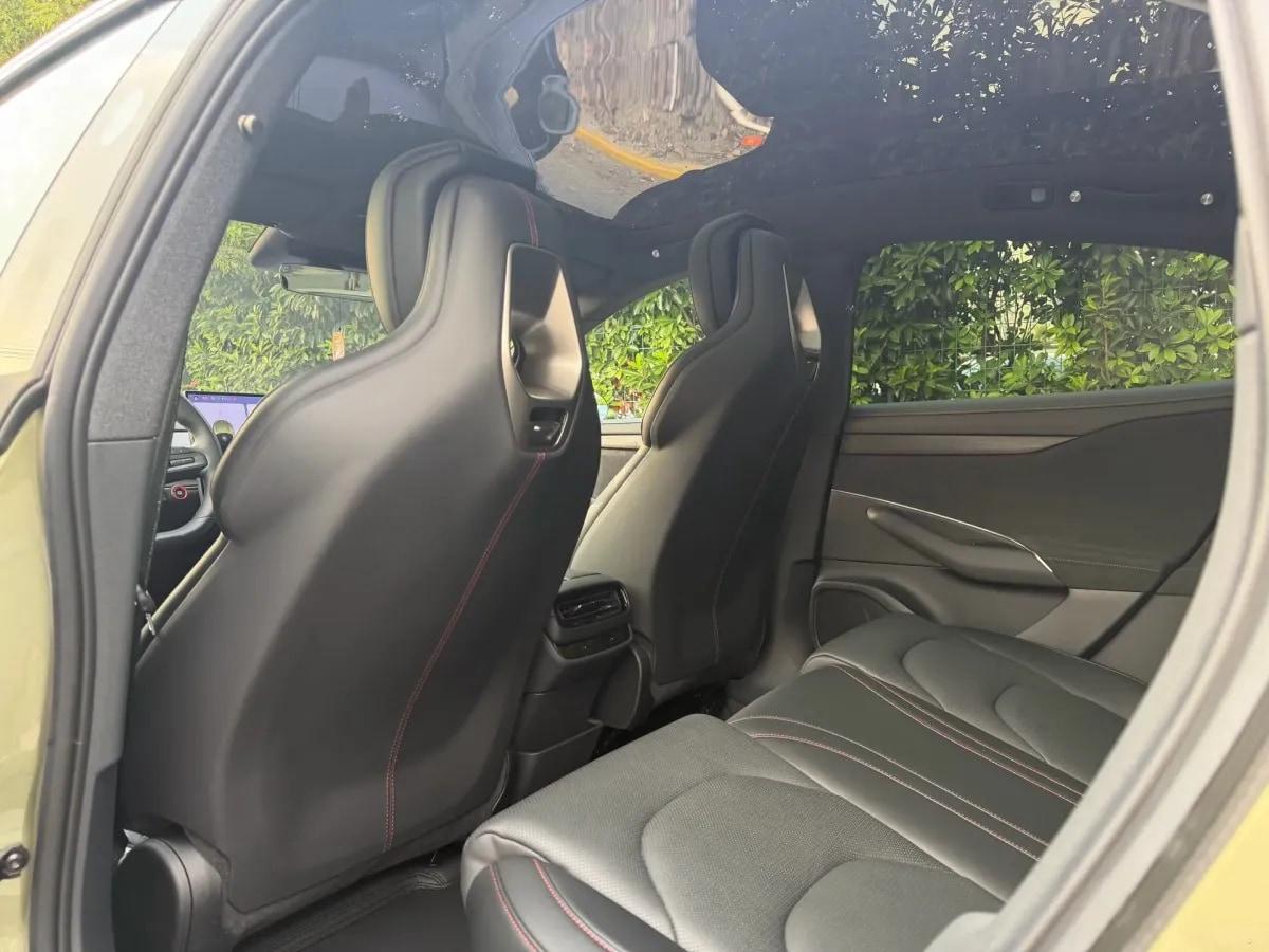 2024 Xiaomi SU7 BEV 94.3KWH 830km image 5