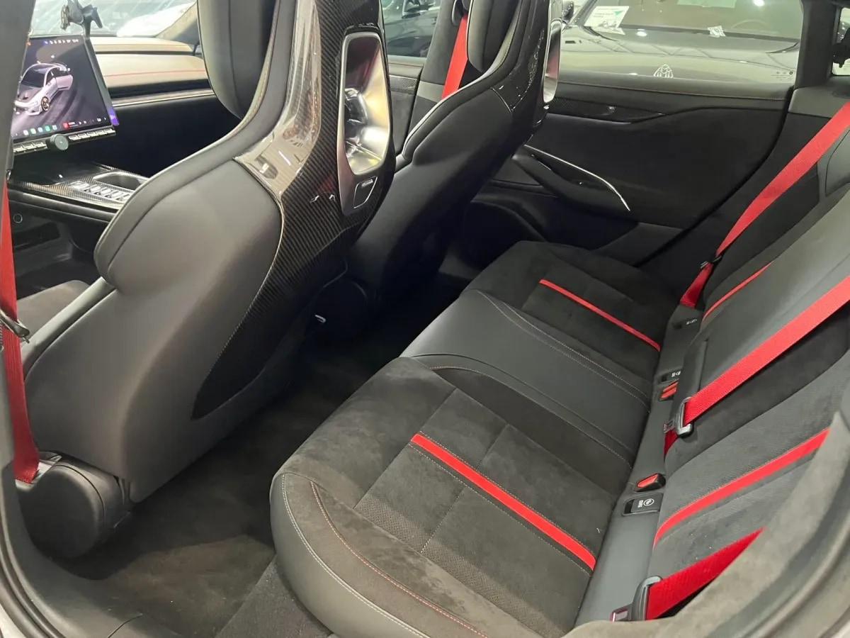 2025 Xiaomi SU7 Ultra BEV 93.7KWH 630km image 5